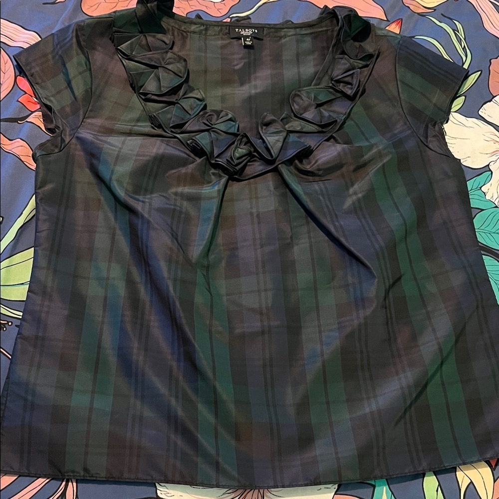 Talbots plaid ruffle cap sleeved pull on blouse 100% silk